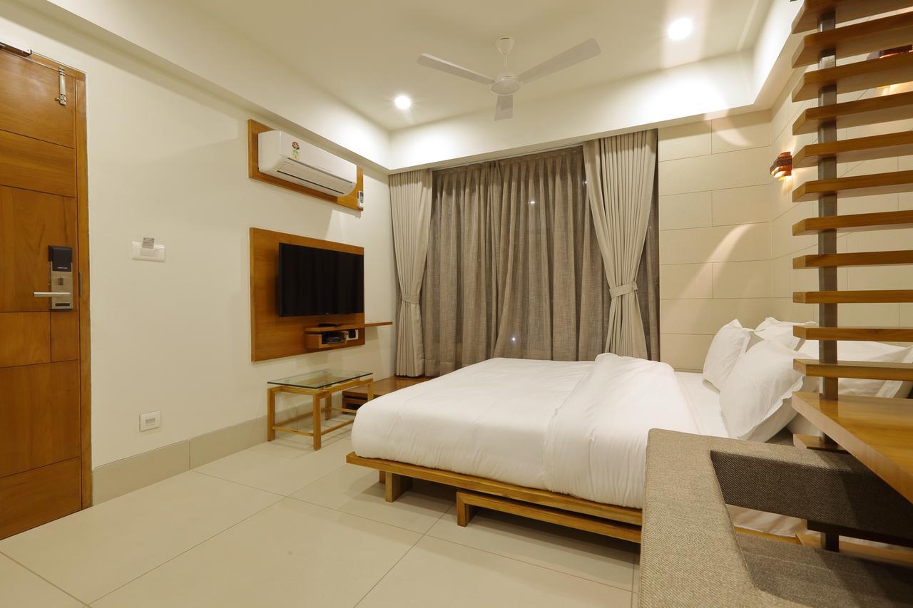 Hotel 440, A Serene Stay Ahmedabad Ngoại thất bức ảnh